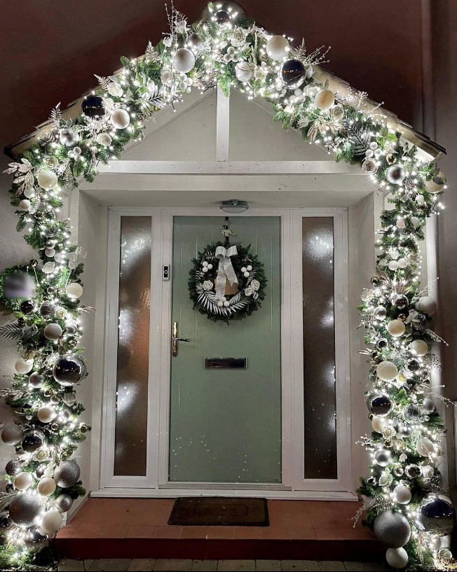 White Christmas Doorscape
